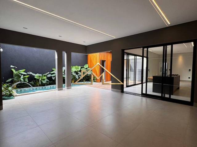 #245 - Casa para Venda em Franca - SP - 2
