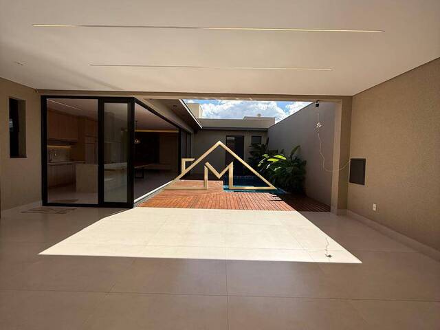 #311 - Casa para Venda em Franca - SP - 3