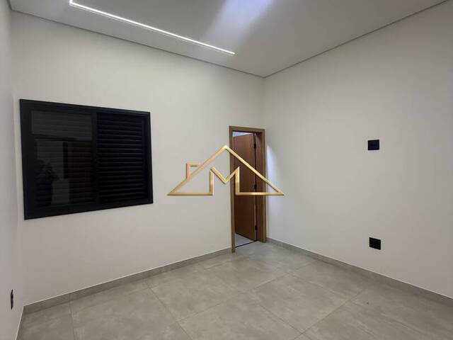 #325 - Casa para Venda em Franca - SP - 2